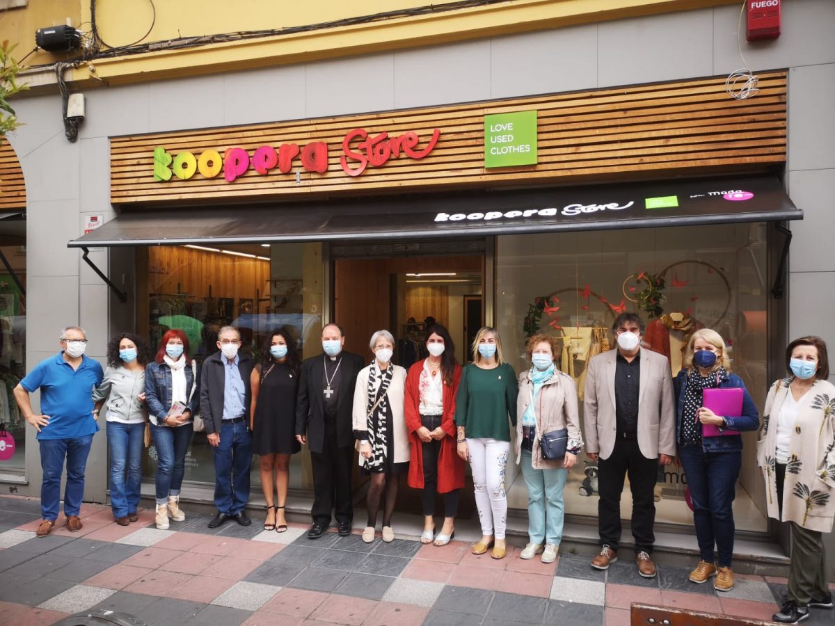 Especialidad rosario radio Berjantzi S. Coop gestiona nueva tienda Koopera Store en Vitoria-Gasteiz –  Gizatea